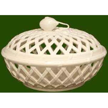 Pierced Lattice Basket